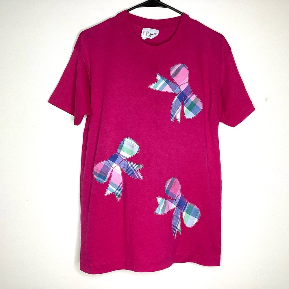 < Vintage FR Sport Plaid Bow Embroidered Tee >